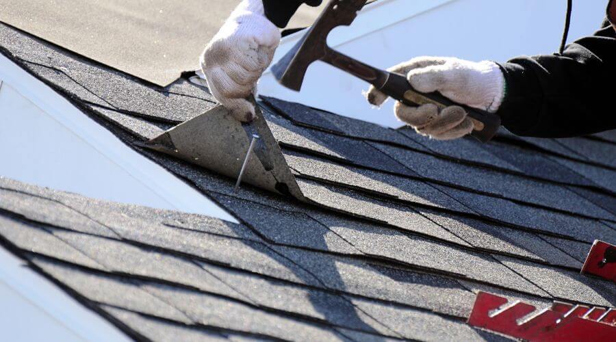 Professional Flat Roofing Installation in Traver, CA